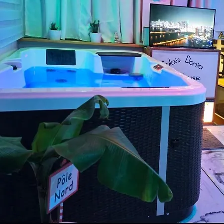 Calaidonia Boat House كاليه