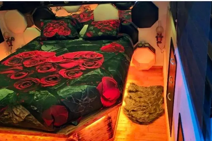 Bateau-hôtel Calaidonia Boat House Calais