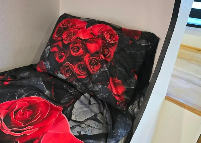 Calaidonia Boat House *